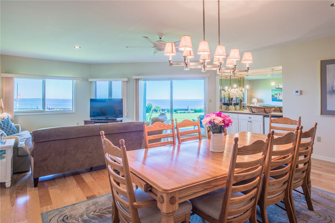 101 Ocean Road, Unit 102 Narragansett, RI 02882 - Photo 5 of 18 Gallery Image 5
