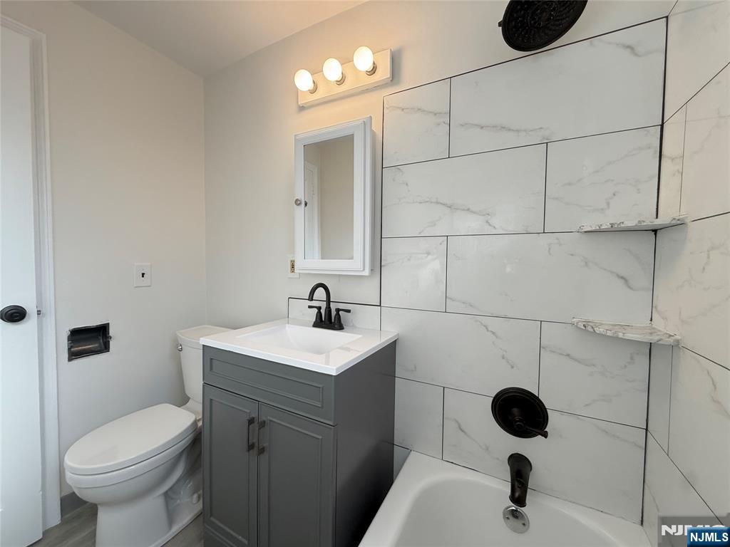 20 Clark Court Rutherford, NJ 07070 - Photo 16 of 30