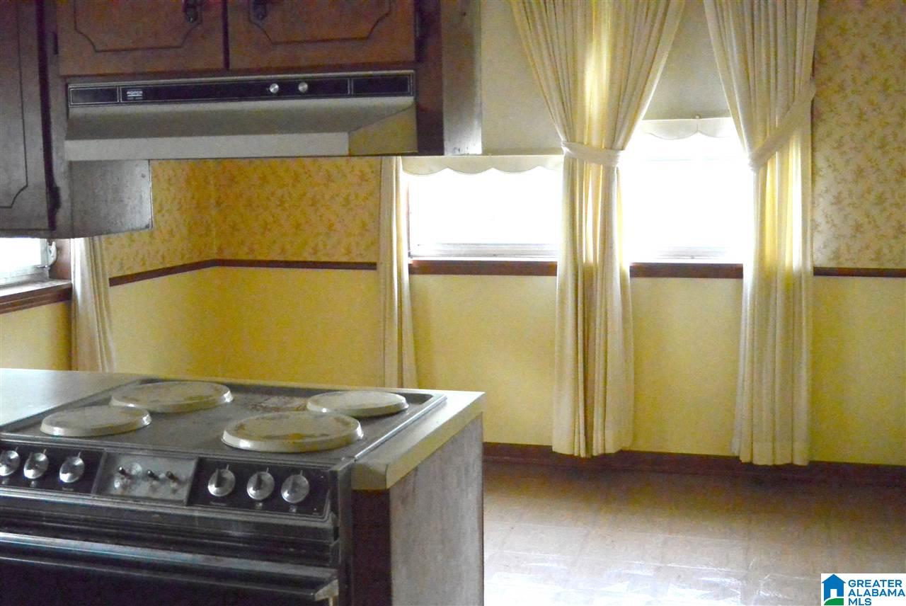 112 4th Street Brent, AL 35034 - Photo 8 of 11