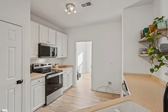 $499,900 | 208 Wild Geese Way, Travelers Rest, SC 29690