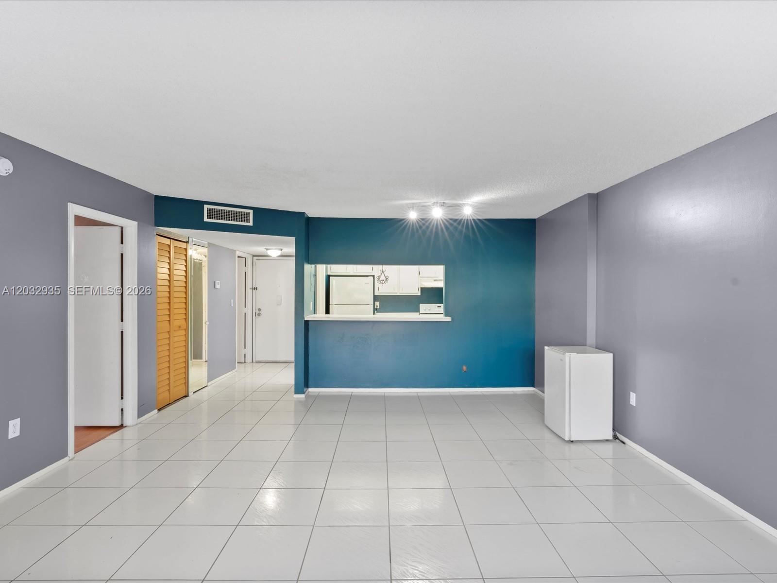 4172 Inverrary Drive, Unit 306 Lauderhill, FL 33319 - Photo 7 of 17