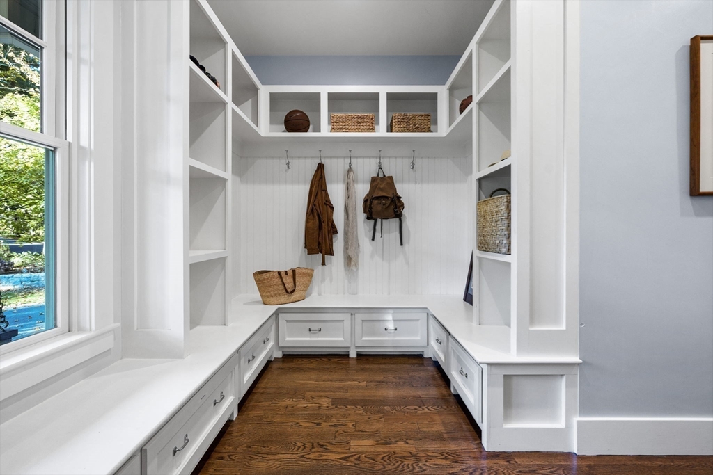 12 Ledgewood Road Winchester, MA 01890 - Photo 18 of 41