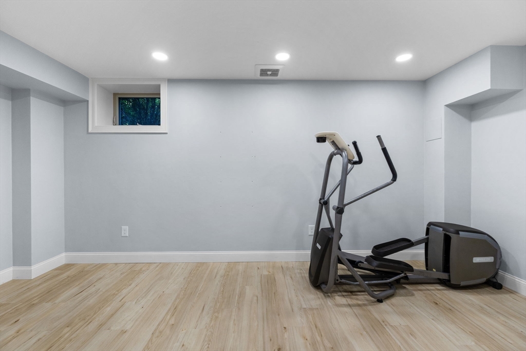 12 Ledgewood Road Winchester, MA 01890 - Photo 34 of 41