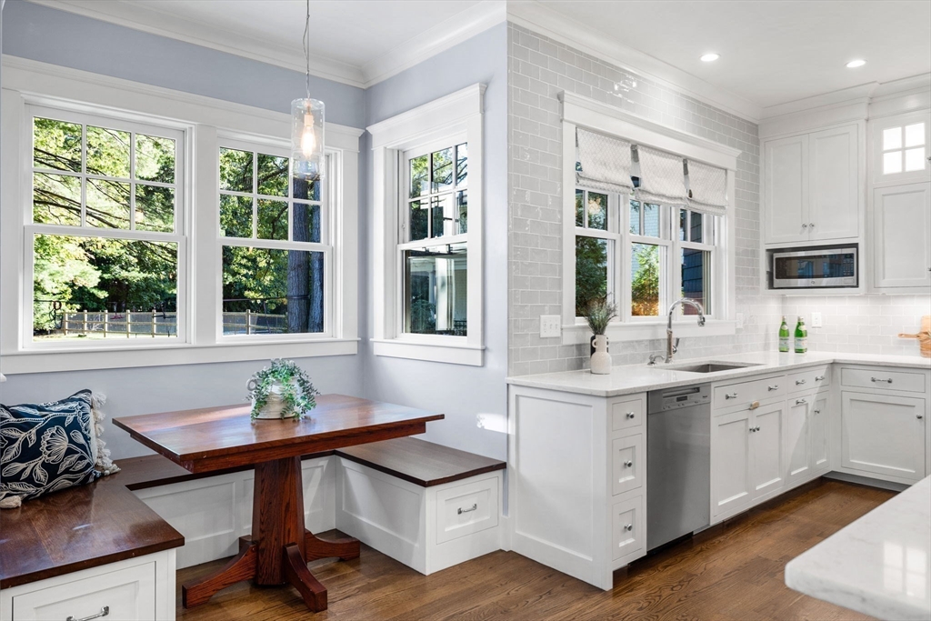 12 Ledgewood Road Winchester, MA 01890 - Photo 8 of 41