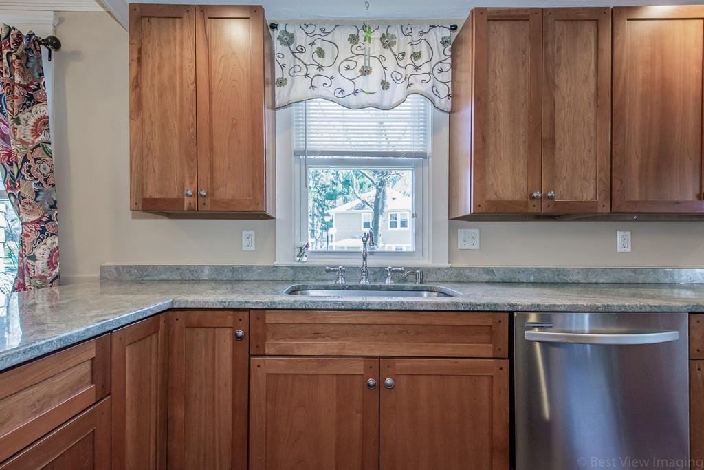 64 Coolidge Road Worcester, MA 01602 - Photo 17 of 42 Gallery Image 17