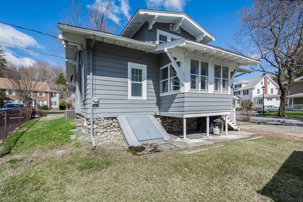 64 Coolidge Road Worcester, MA 01602 - Photo 36 of 42 Gallery Image 36