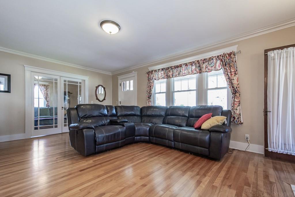 64 Coolidge Road Worcester, MA 01602 - Photo 5 of 42 Gallery Image 5