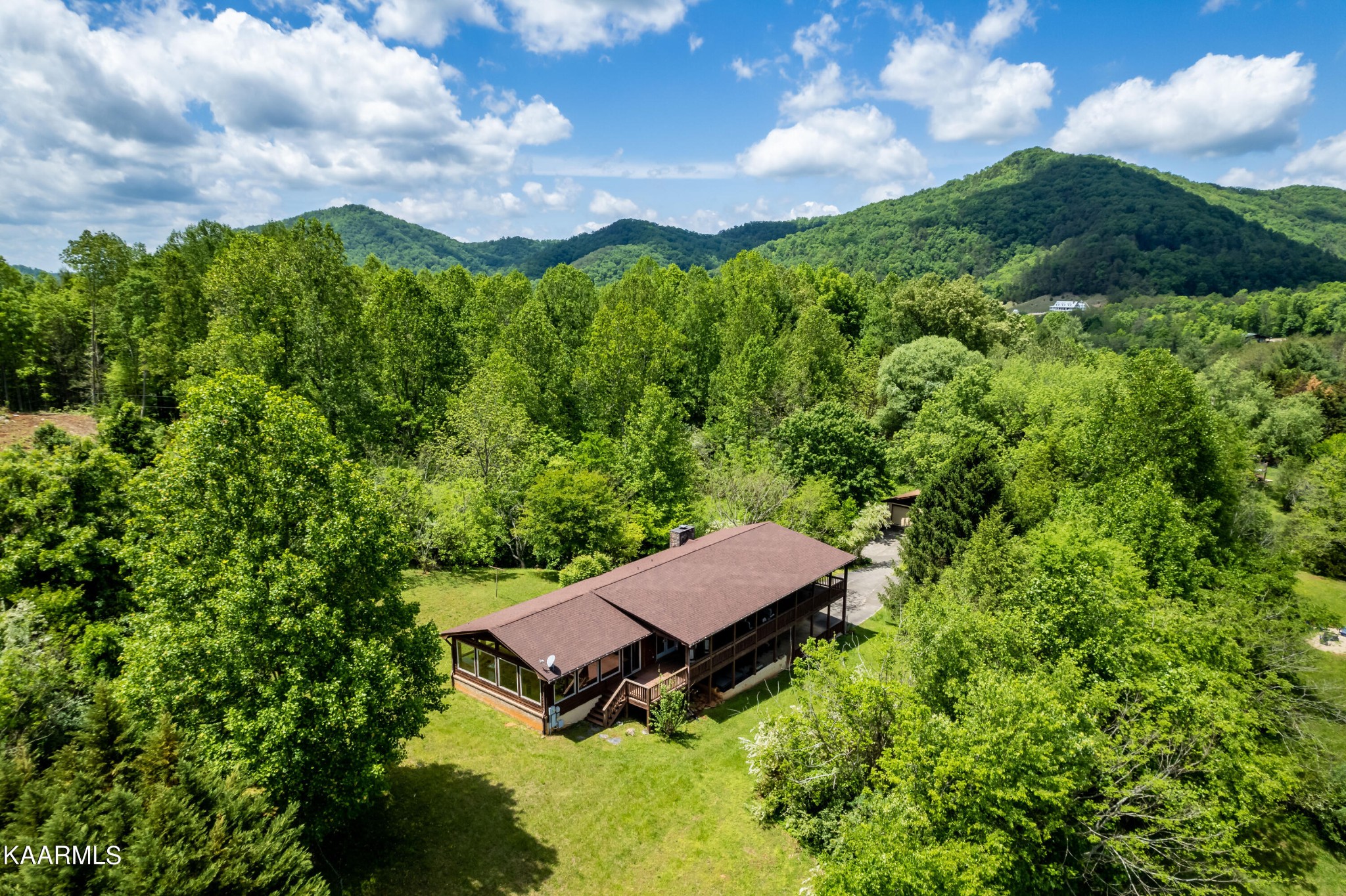 602 Rudd Hollow Road, Unit 1 Townsend, TN 37882 - Photo 17 of 57 Gallery Image 17