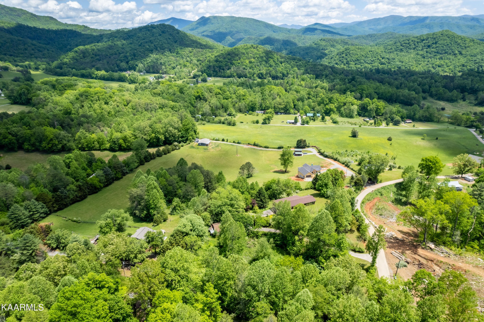 602 Rudd Hollow Road, Unit 1 Townsend, TN 37882 - Photo 10 of 57 Gallery Image 10