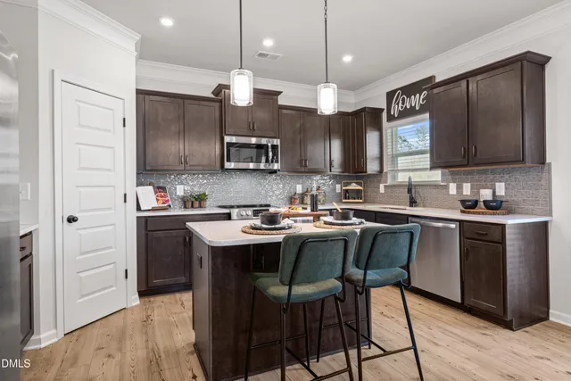 $374,320 | 35 Vly Of Liberty Lane, Smithfield, NC 27577