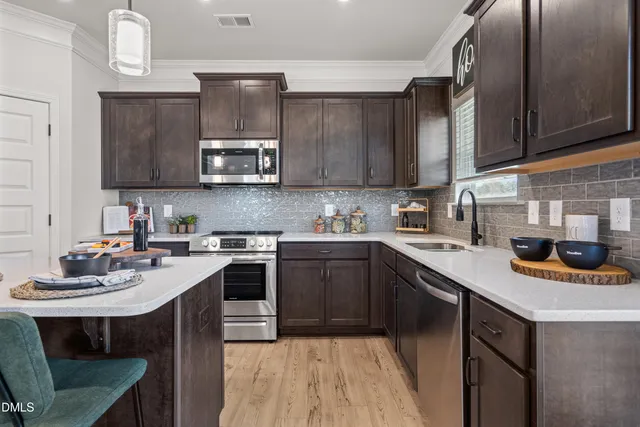 $375,320 | 35 Vly Of Liberty Lane, Smithfield, NC 27577