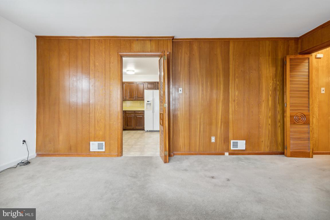 12719 Gould Road Silver Spring, MD 20906 - Photo 6 of 37