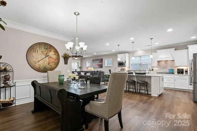 a view of a dining room and livingroom view