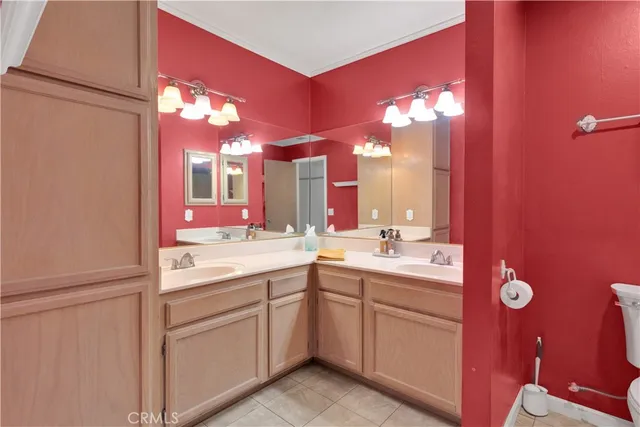 $574,900 | 18830 Munsee Road, Apple Valley, CA 92307