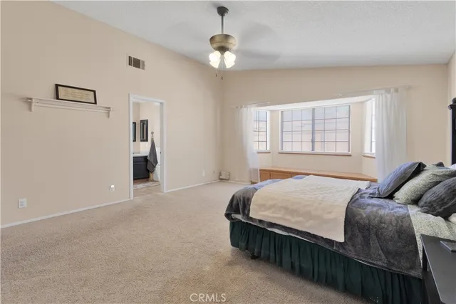 $574,900 | 18830 Munsee Road, Apple Valley, CA 92307