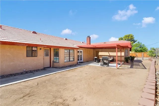 $574,900 | 18830 Munsee Road, Apple Valley, CA 92307