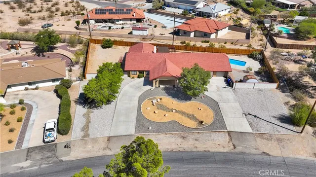 $574,900 | 18830 Munsee Road, Apple Valley, CA 92307