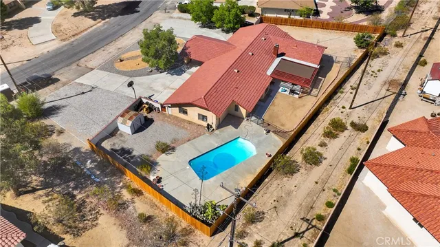 $574,900 | 18830 Munsee Road, Apple Valley, CA 92307