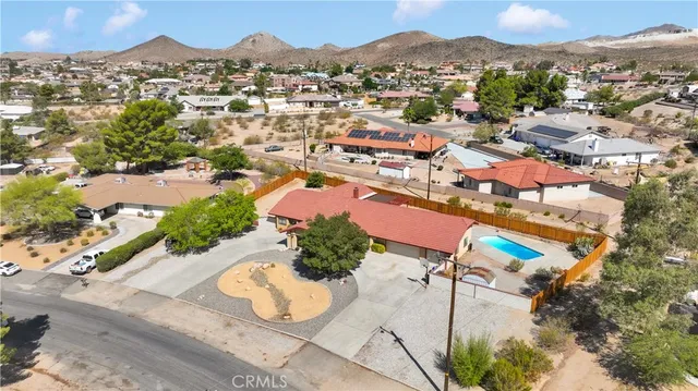 $574,900 | 18830 Munsee Road, Apple Valley, CA 92307