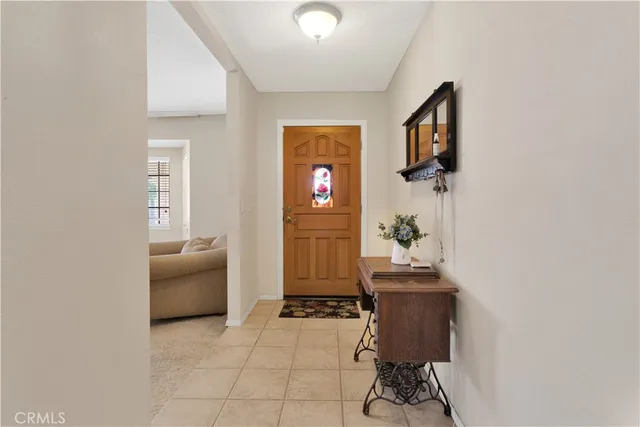 $574,900 | 18830 Munsee Road, Apple Valley, CA 92307