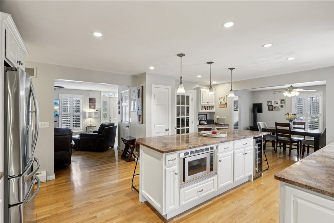 13 Orchid Trail Coventry, RI 02816 - Photo 5 of 44 13 Orchid Trail, Coventry, RI 02816