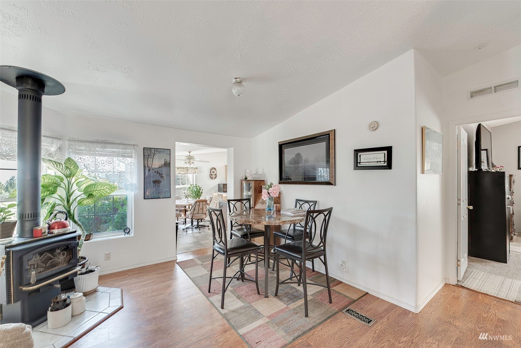 337 Walker Road Kelso, WA 98626 - Photo 16 of 36 Gallery Image 16