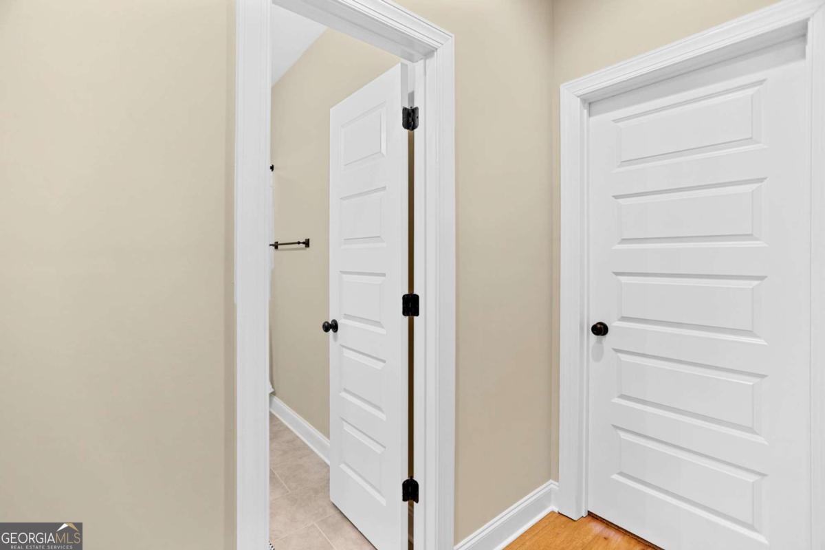 294 Conner Lane Williamson, GA 30292 - Photo 14 of 62 a view of a hallway