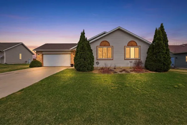 $450,000 | 1129 Lincoln Road, Oregon, WI 53575