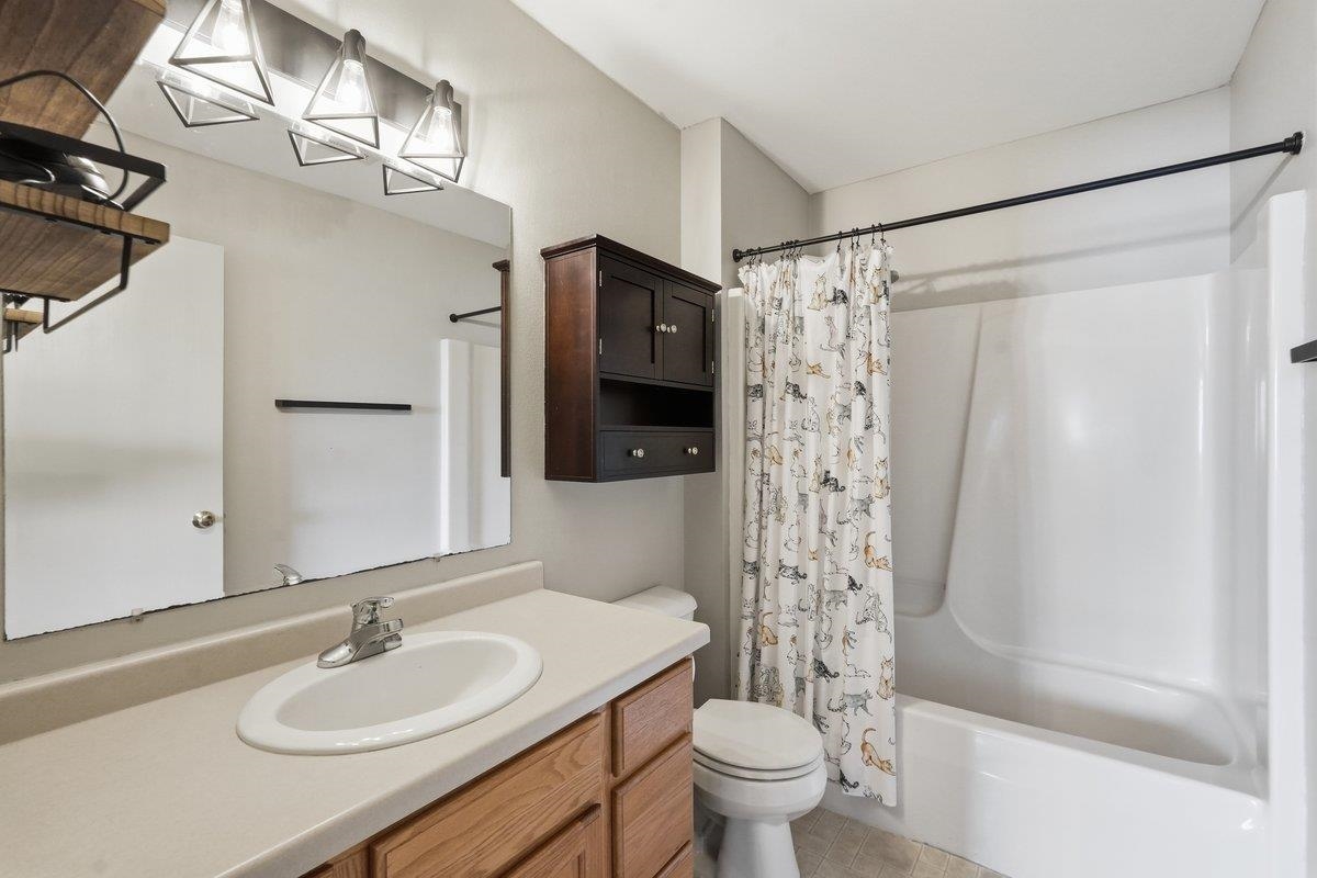 1129 Lincoln Road Oregon, WI 53575 - Photo 26 of 47