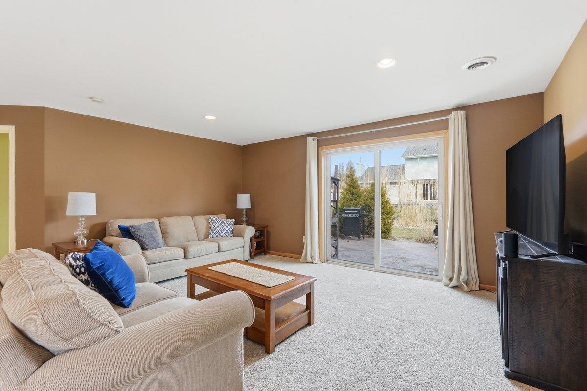 1129 Lincoln Road Oregon, WI 53575 - Photo 29 of 47