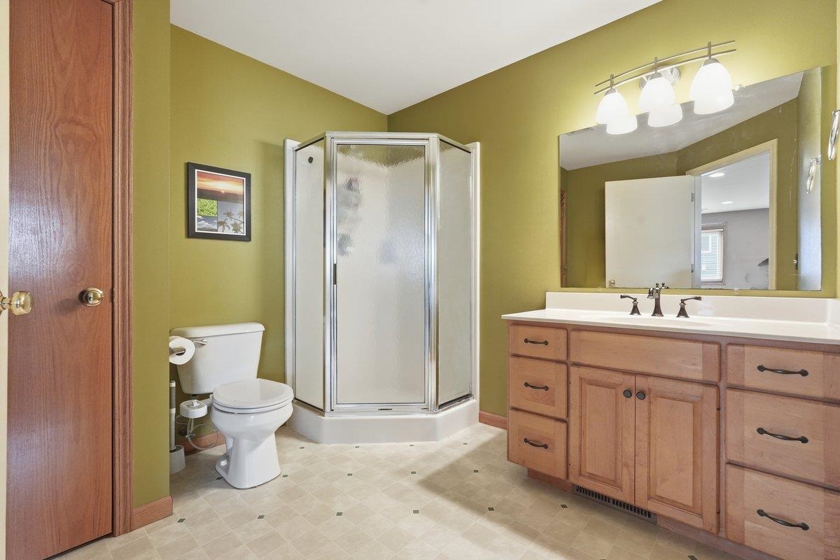 1129 Lincoln Road Oregon, WI 53575 - Photo 33 of 47