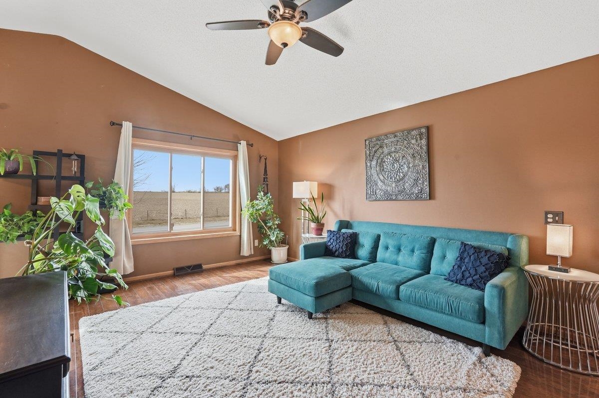 1129 Lincoln Road Oregon, WI 53575 - Photo 7 of 47