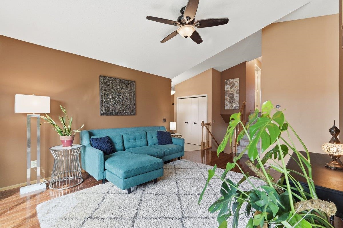 1129 Lincoln Road Oregon, WI 53575 - Photo 8 of 47