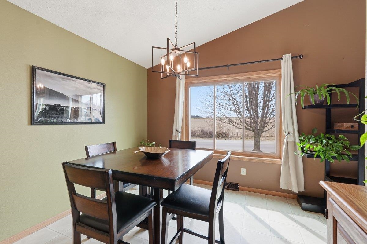 1129 Lincoln Road Oregon, WI 53575 - Photo 10 of 47