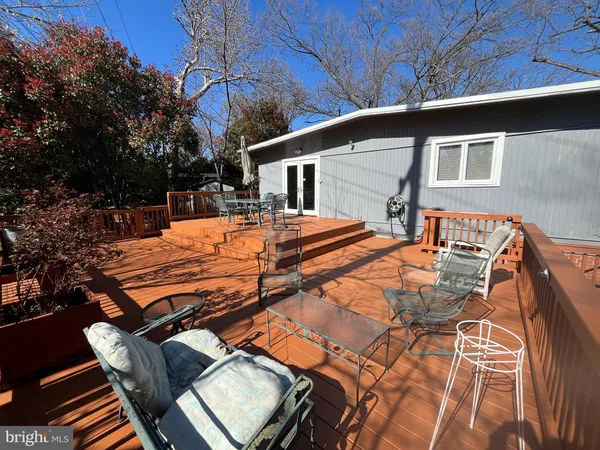 $3,000 | 5650 Gary Avenue, Alexandria, VA 22311