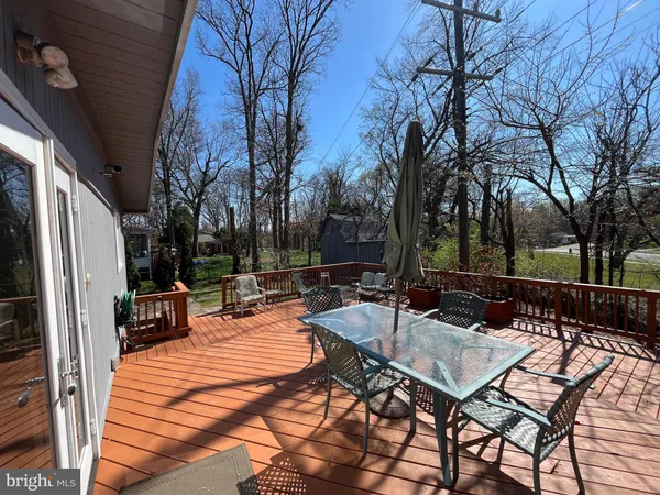 $3,000 | 5650 Gary Avenue, Alexandria, VA 22311