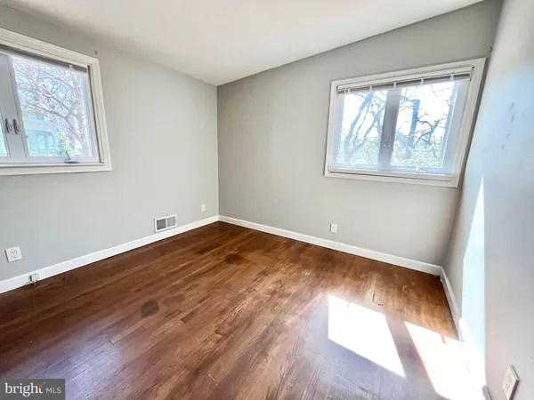 $3,000 | 5650 Gary Avenue, Alexandria, VA 22311