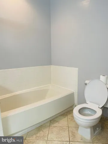 a view of entryway with a front door