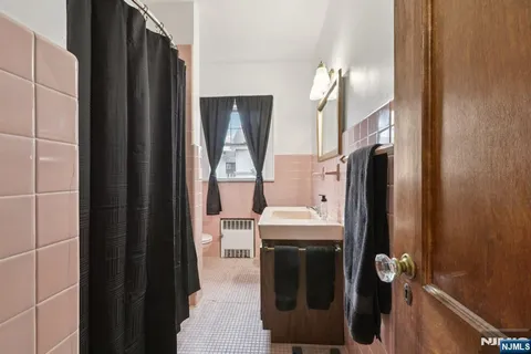 $700,000 | 341 Parker Street, Newark, NJ 07104