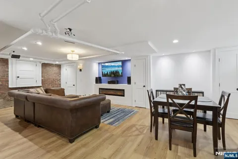 $700,000 | 341 Parker Street, Newark, NJ 07104