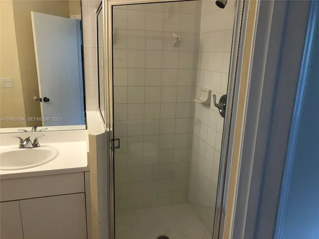 $2,500 | 232 South W 122nd Terrace, Unit 232, Pembroke Pines, FL 33025