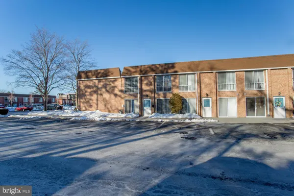 $1,950 | 413 Brandywine Court, Warminster, PA 18974