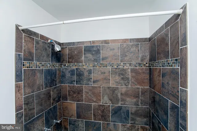 $1,950 | 413 Brandywine Court, Warminster, PA 18974