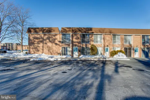 $1,950 | 413 Brandywine Court, Warminster, PA 18974