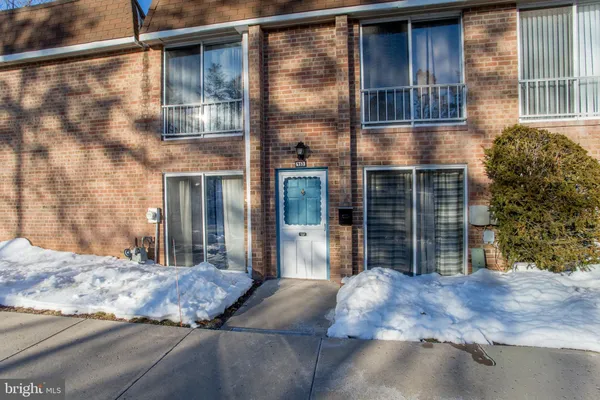 $1,950 | 413 Brandywine Court, Warminster, PA 18974