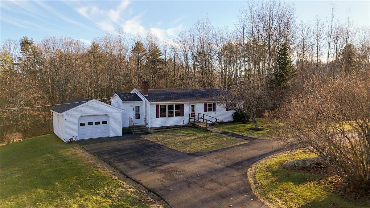 163 Highland Road Warren, ME 04864 - Photo 4 of 68 05-Sunny-4