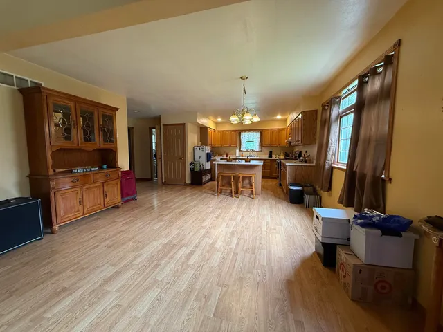 $325,000 | W2041 County Road B, Marinette, WI 54143