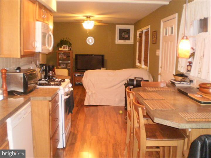 587 Elbridge Road Morrisville, PA 19067 - Photo 3 of 12 Kitchen