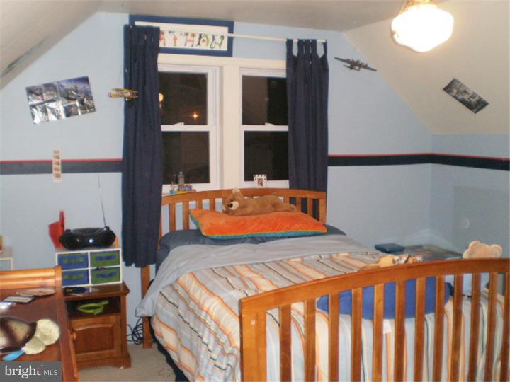 587 Elbridge Road Morrisville, PA 19067 - Photo 9 of 12 Bedroom 3