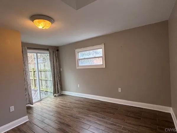 $2,550 | 7420 Mapleview Road, Cicero, NY 13039